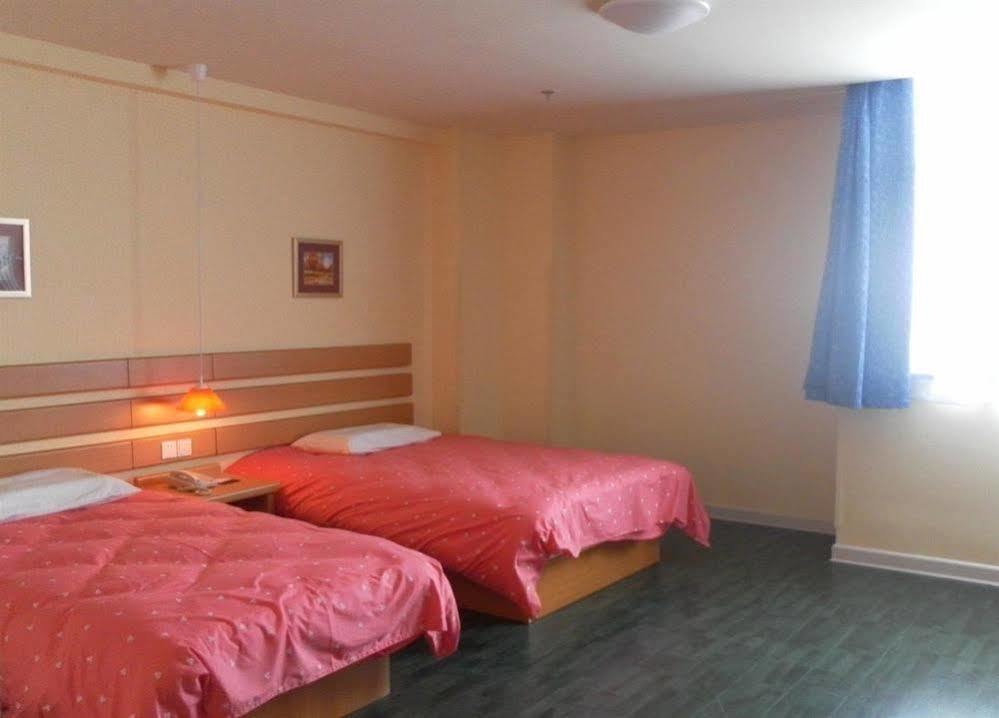 Shengchancun Home Inn Yantai Haiyang Bus Station المظهر الخارجي الصورة