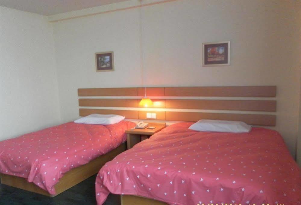 Shengchancun Home Inn Yantai Haiyang Bus Station المظهر الخارجي الصورة